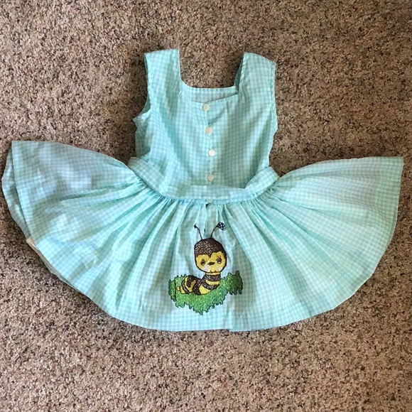 New embroidered hand made Dress - Picture 2 of 2